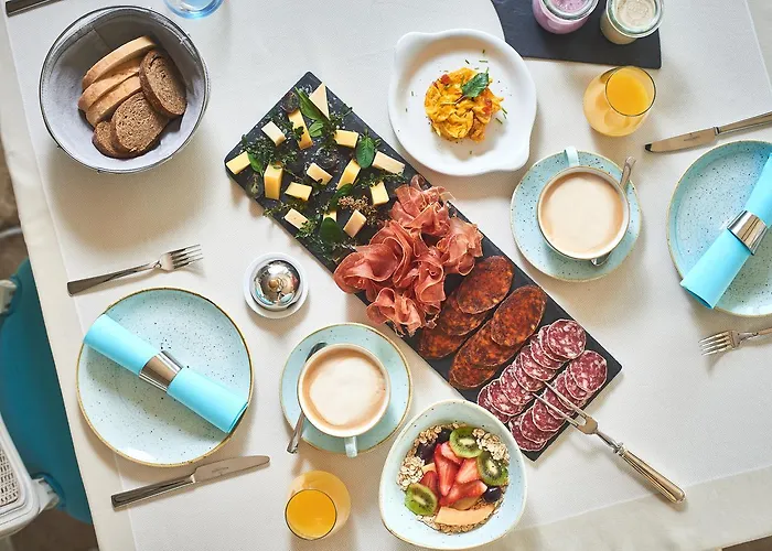 Vitae * Balatonfured